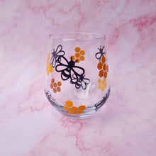 Load image into Gallery viewer, Bee &amp; Honeycomb Stemless Glass
