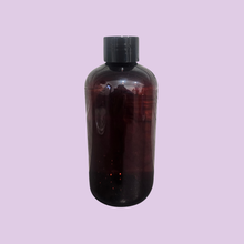 Load image into Gallery viewer, Leather & Sweet Tobacco Reed Diffuser 100ml – Luxury Home Fragrance