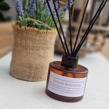 Load image into Gallery viewer, Japanese Honeysuckle Reed Diffuser – Elegant Home Fragrance - 100ml
