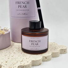 Load image into Gallery viewer, French Pear Reed Diffuser 100ml – Luxury Home Fragrance
